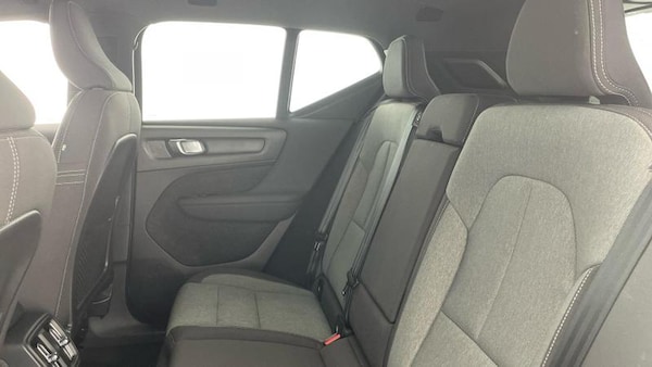 Used Volvo XC40 2023 for sale - 75543416: Photo 28