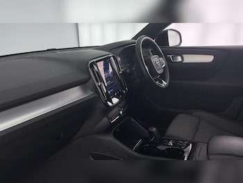 Used Volvo XC40 2023 for sale - 75543416: Photo