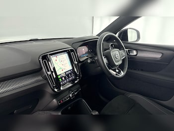 Used Volvo XC40 2022 for sale - 78630246: Photo