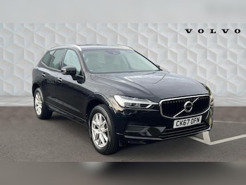 2017 - D4 Momentum Automatic Automatic 5-Door