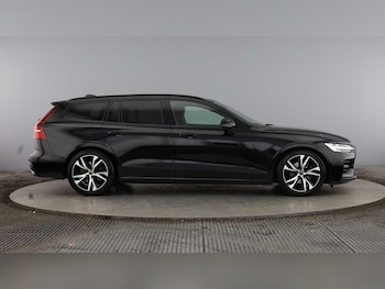 Used Volvo V60 2022 for sale - 78486186: Photo