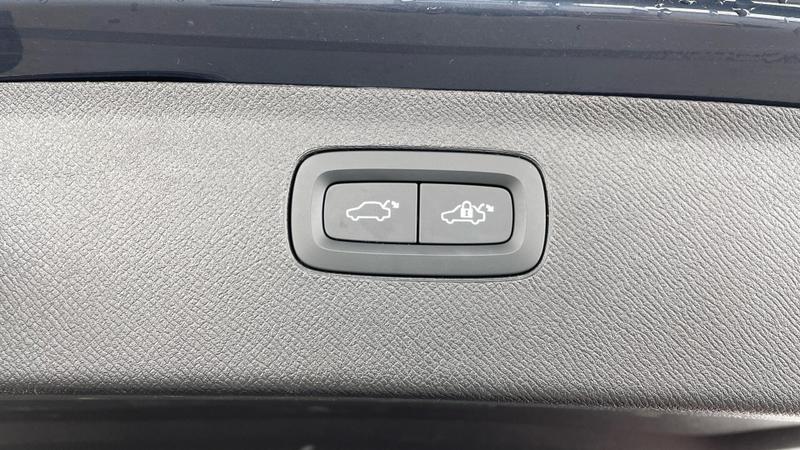 Used Volvo XC90 2023 for sale - 76545245: Photo 42