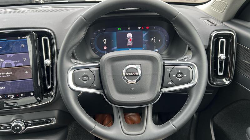 Used Volvo XC40 2025 for sale - 76056103: Photo 12