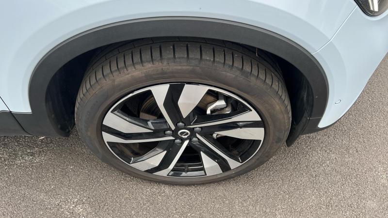 Used Volvo XC40 2025 for sale - 76056103: Photo 30