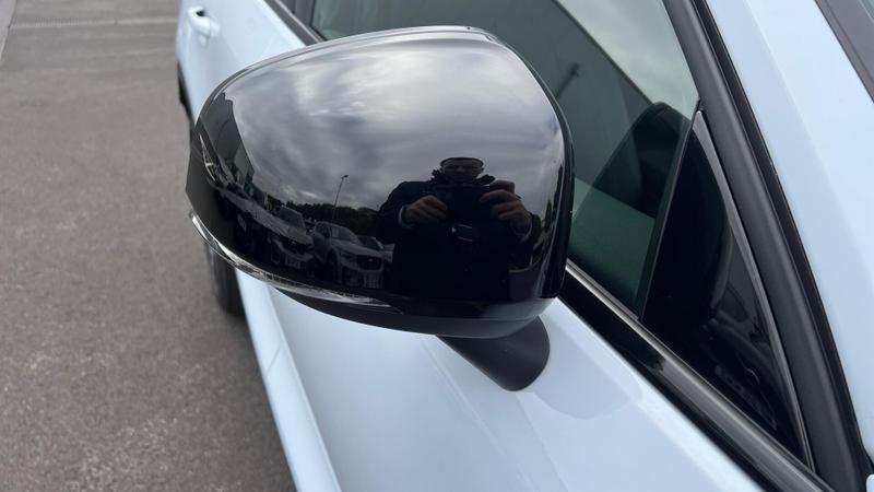 Used Volvo XC40 2025 for sale - 76056103: Photo 32