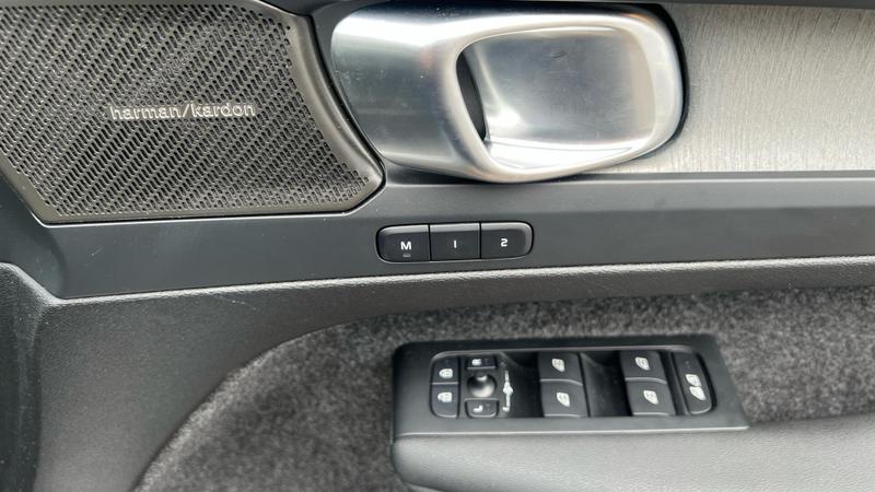 Used Volvo XC40 2025 for sale - 76056103: Photo 34