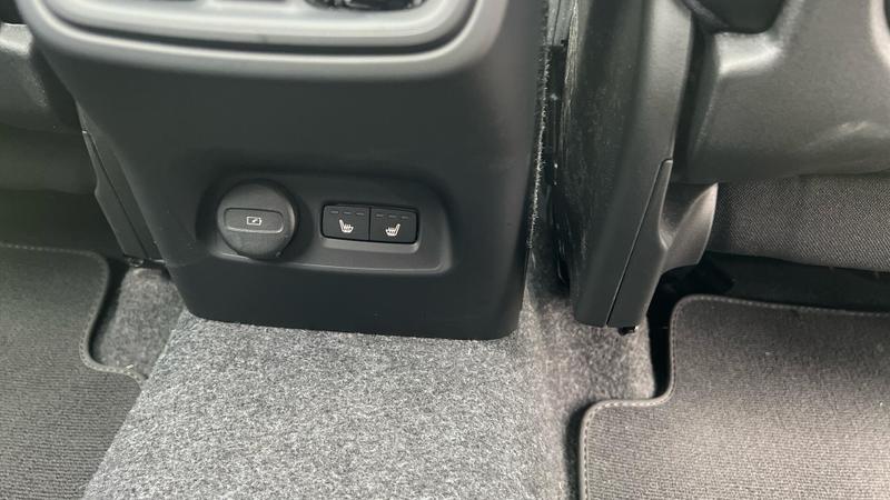 Used Volvo XC40 2025 for sale - 76056103: Photo 37