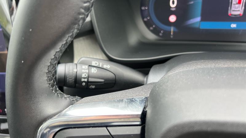 Used Volvo XC40 2025 for sale - 76056103: Photo 49