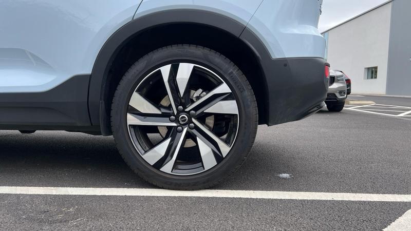 Used Volvo XC40 2025 for sale - 76056103: Photo 5