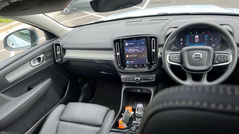 Used Volvo XC40 2025 for sale - 76056103: Photo 8