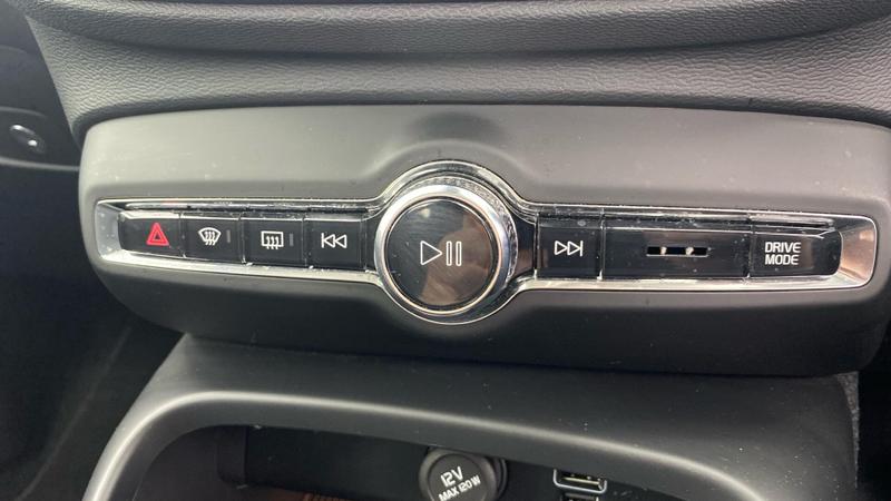 Used Volvo XC40 2019 for sale - 76631244: Photo 27