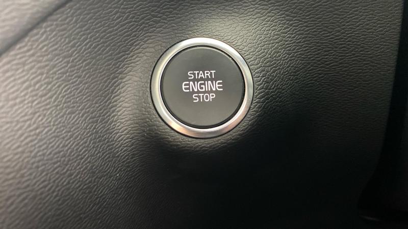 Used Volvo XC40 2019 for sale - 76631244: Photo 28