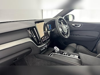 Used Volvo XC60 2025 for sale - 78499530: Photo