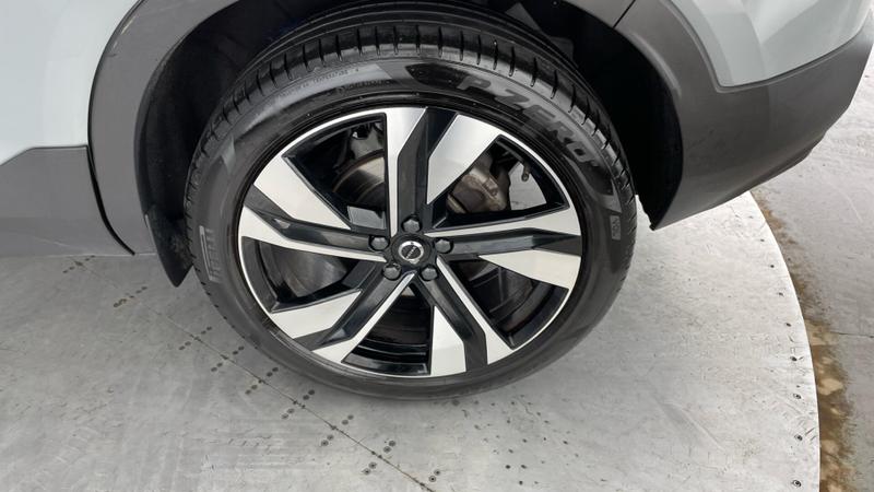 Used Volvo XC40 2025 for sale - 76008589: Photo 32