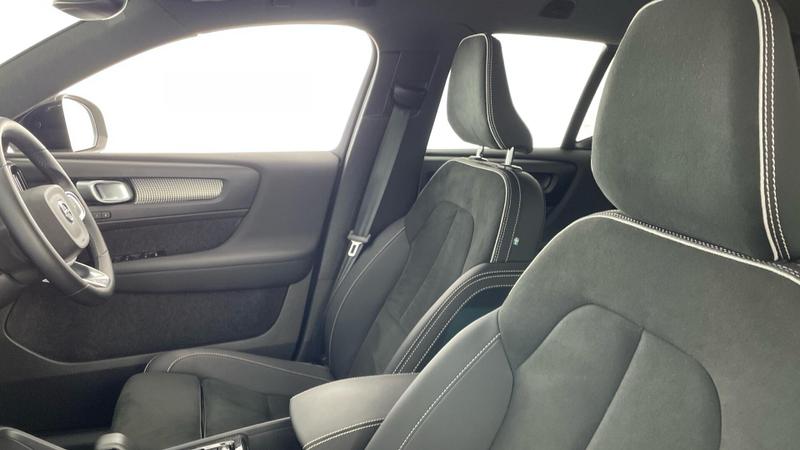 Used Volvo XC40 2025 for sale - 76008589: Photo 34