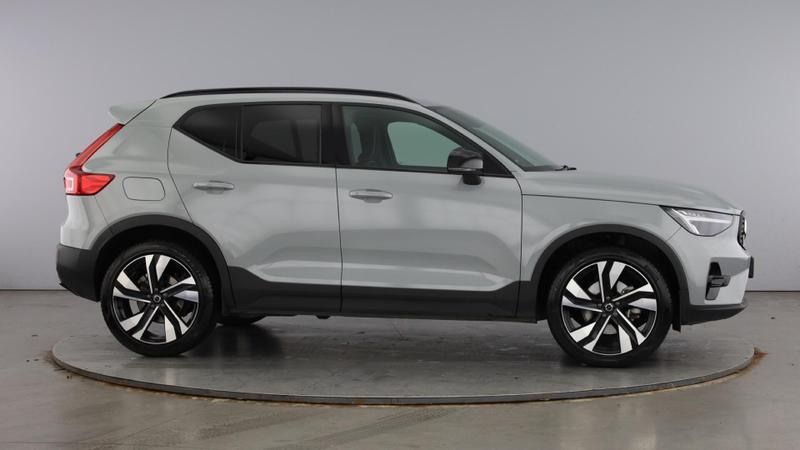Used Volvo XC40 2025 for sale - 76008589: Photo 4