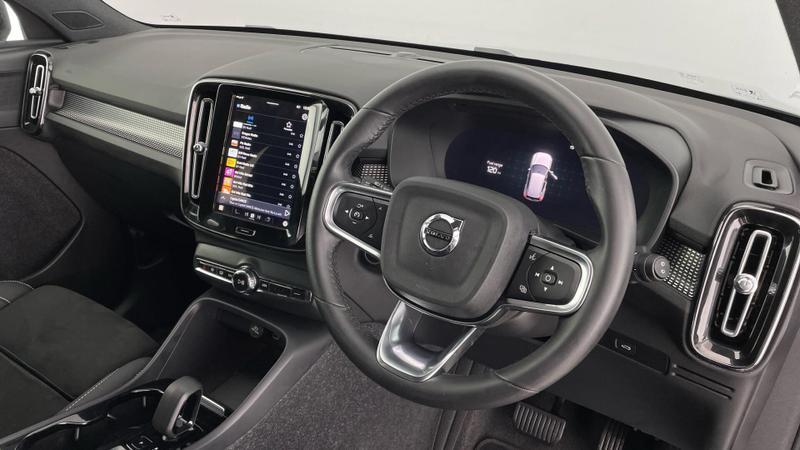 Used Volvo XC40 2025 for sale - 76008589: Photo 6