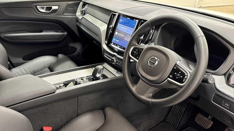 Used Volvo XC60 2025 for sale - 76979490: Photo 9