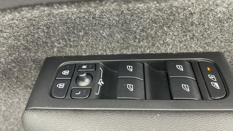 Used Volvo XC40 2025 for sale - 76508256: Photo 19