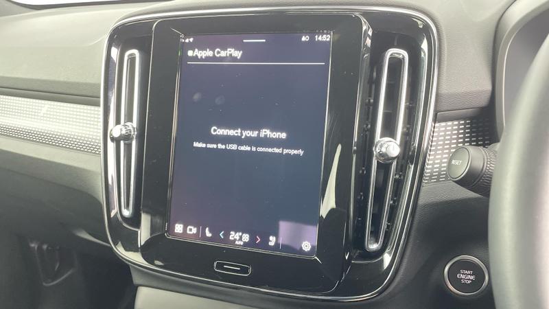 Used Volvo XC40 2025 for sale - 76508256: Photo 30