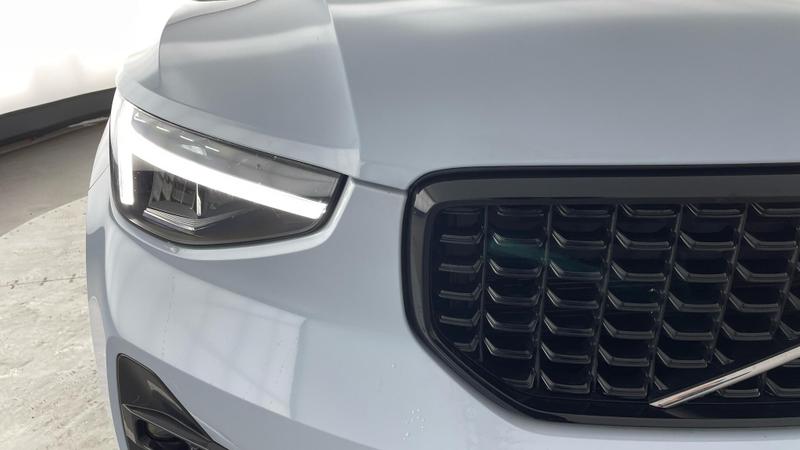 Used Volvo XC40 2025 for sale - 76508256: Photo 41