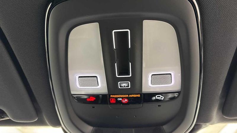 Used Volvo XC60 2024 for sale - 76895606: Photo 33