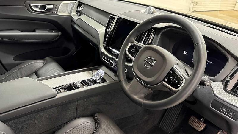 Used Volvo XC60 2024 for sale - 76895606: Photo 9