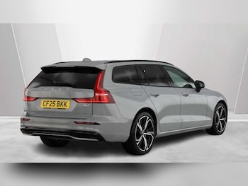 Used Volvo V60 2025 for sale - 76008654: Photo