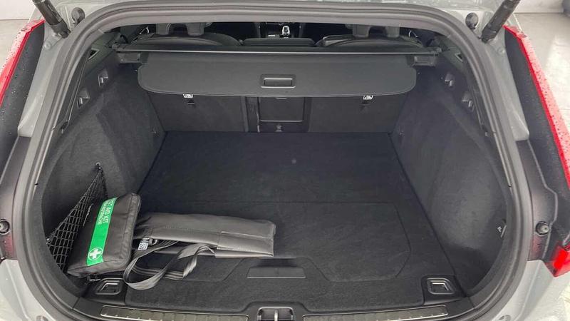 Used Volvo V60 2025 for sale - 76008654: Photo 35