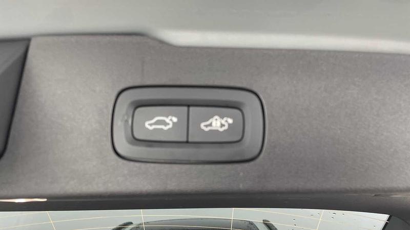 Used Volvo V60 2025 for sale - 76008654: Photo 36