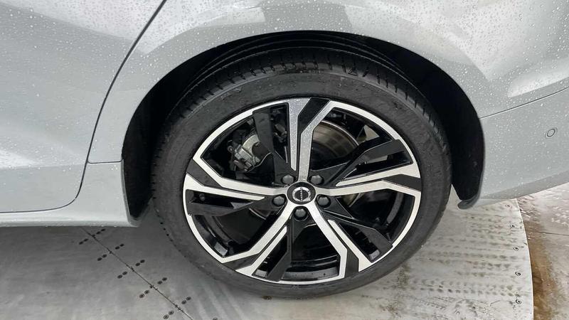 Used Volvo V60 2025 for sale - 76008654: Photo 37