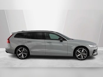 Used Volvo V60 2025 for sale - 76008654: Photo