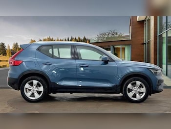 Used Volvo XC40 2023 for sale - 77515917: Photo