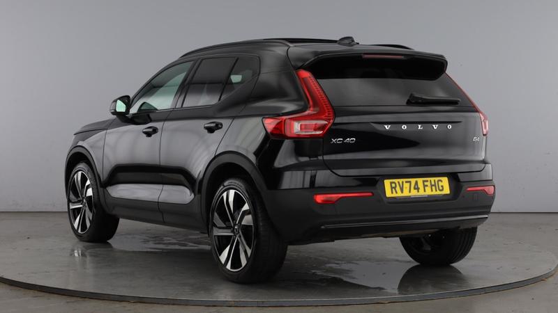 Used Volvo XC40 2025 for sale - 76710127: Photo 3