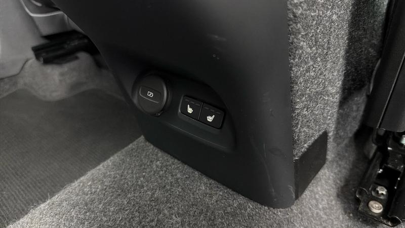 Used Volvo XC40 2025 for sale - 76710127: Photo 31