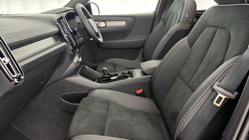 Used Volvo XC40 2025 for sale - 76710127: Photo 39