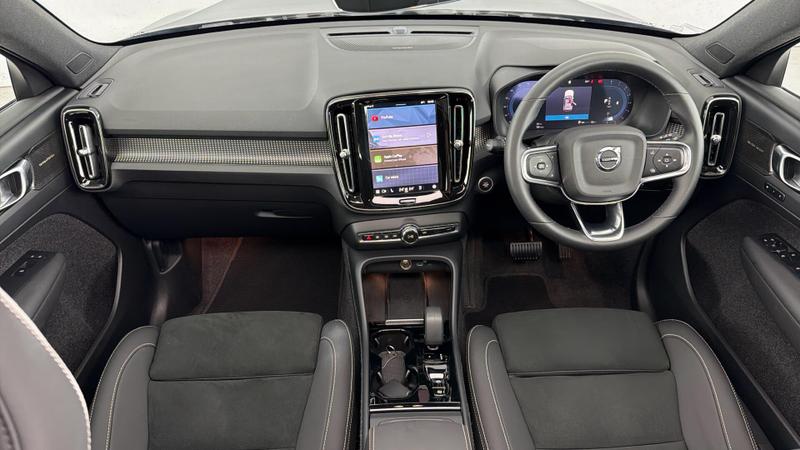 Used Volvo XC40 2025 for sale - 76710127: Photo 8