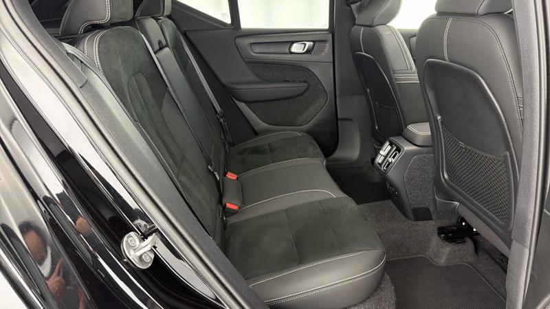 Used Volvo XC40 2025 for sale - 76710127: Photo 9