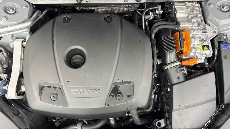 Used Volvo XC60 2025 for sale - 77088177: Photo 15