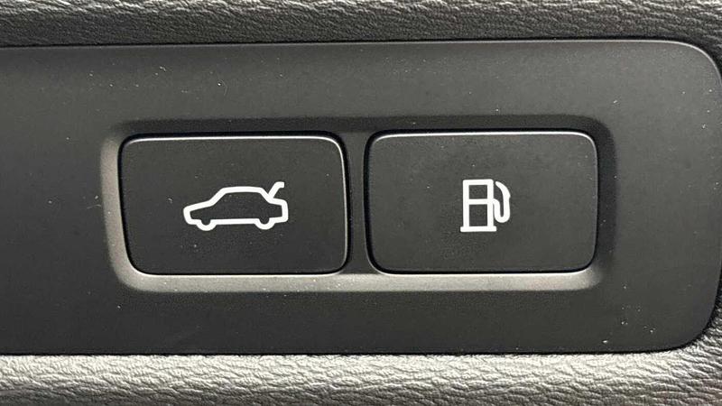 Used Volvo XC60 2025 for sale - 77088177: Photo 30