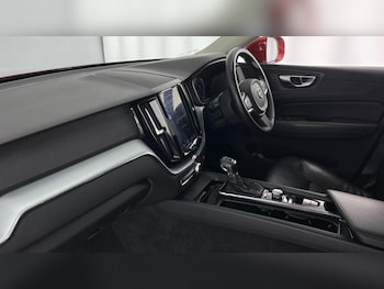 Used Volvo XC60 2019 for sale - 76553868: Photo