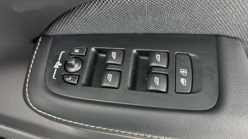 Used Volvo V60 2021 for sale - 77427112: Photo 17