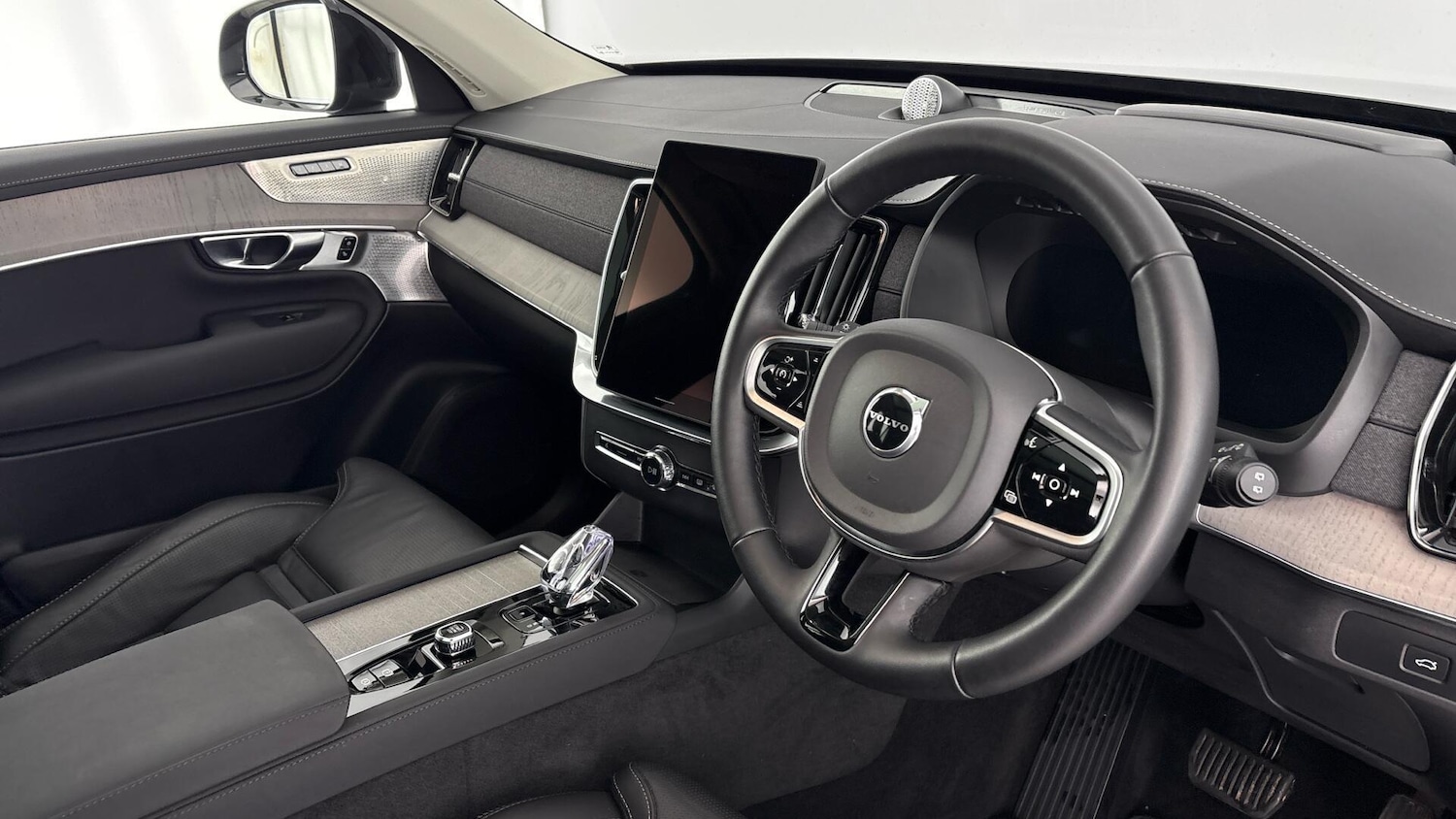 Used Volvo XC90 2025 for sale - 77603193: Photo 6