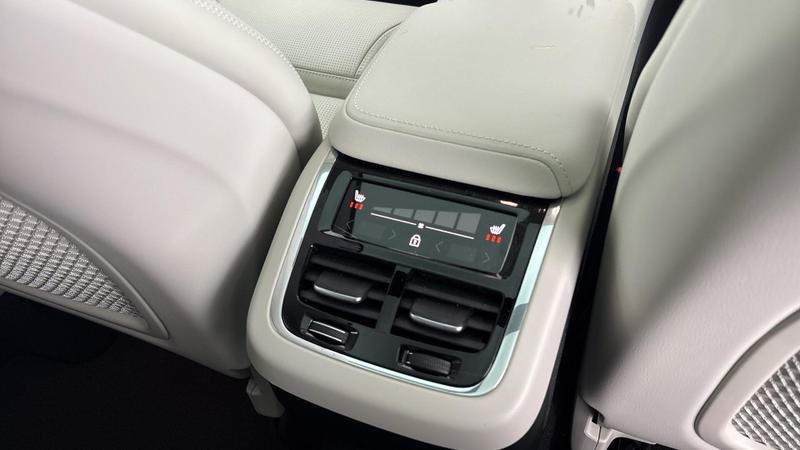 Used Volvo XC60 2025 for sale - 77286288: Photo 27