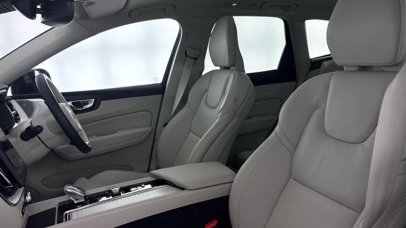 Used Volvo XC60 2025 for sale - 77286288: Photo 33