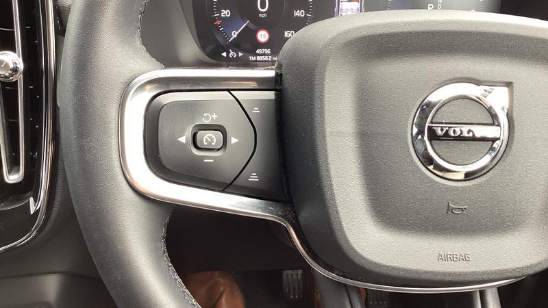 Used Volvo XC40 2022 for sale - 75856089: Photo 38