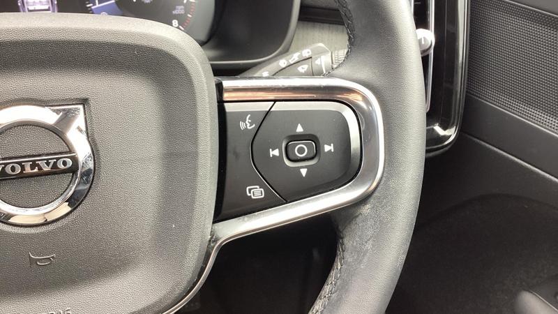 Used Volvo XC40 2022 for sale - 75856089: Photo 39