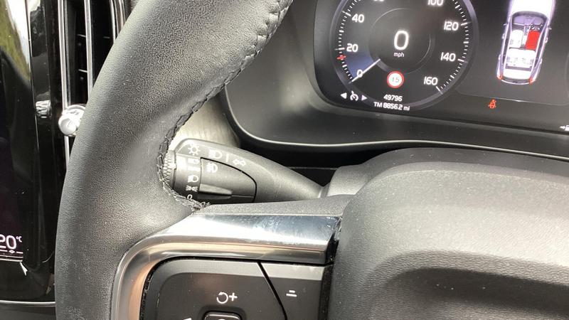 Used Volvo XC40 2022 for sale - 75856089: Photo 41