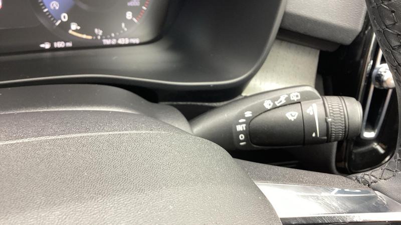 Used Volvo XC40 2022 for sale - 75856089: Photo 42
