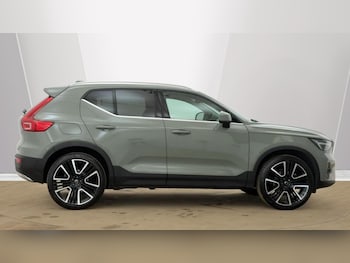 Used Volvo XC40 2025 for sale - 78239636: Photo